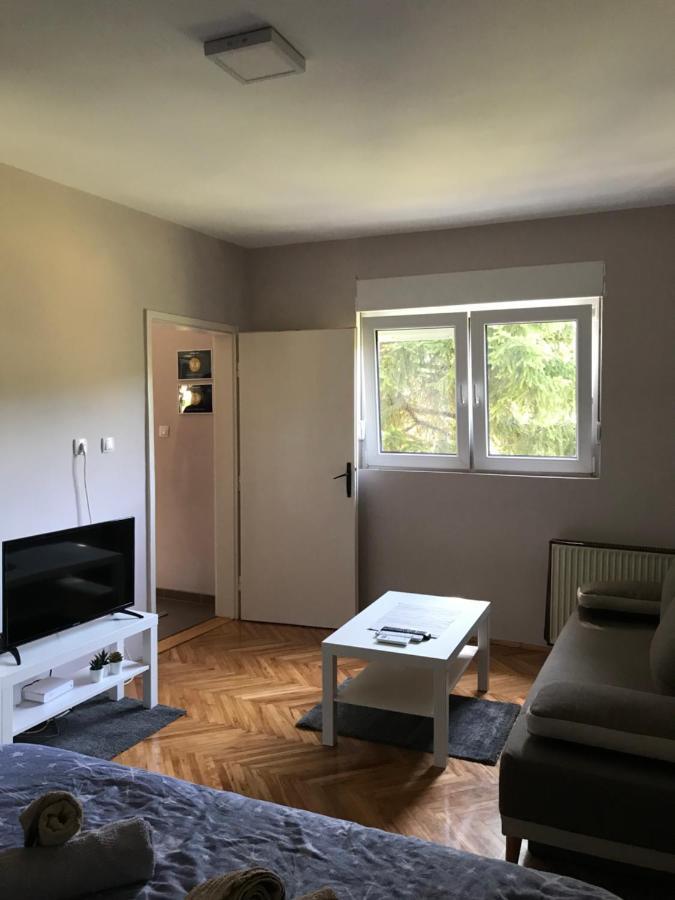Apartman “Reka Gradac” 瓦列沃 外观 照片