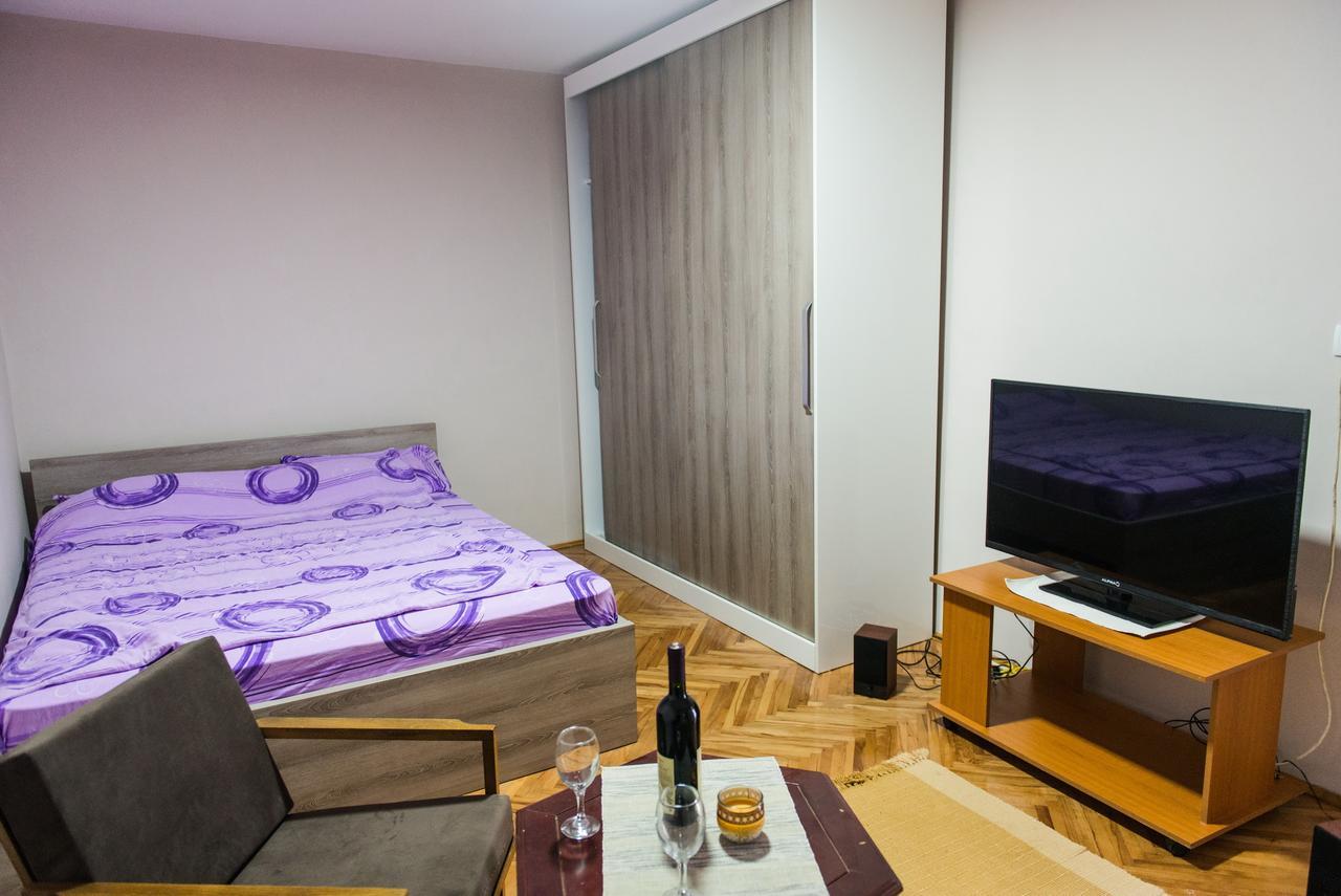 Apartman “Reka Gradac” 瓦列沃 外观 照片
